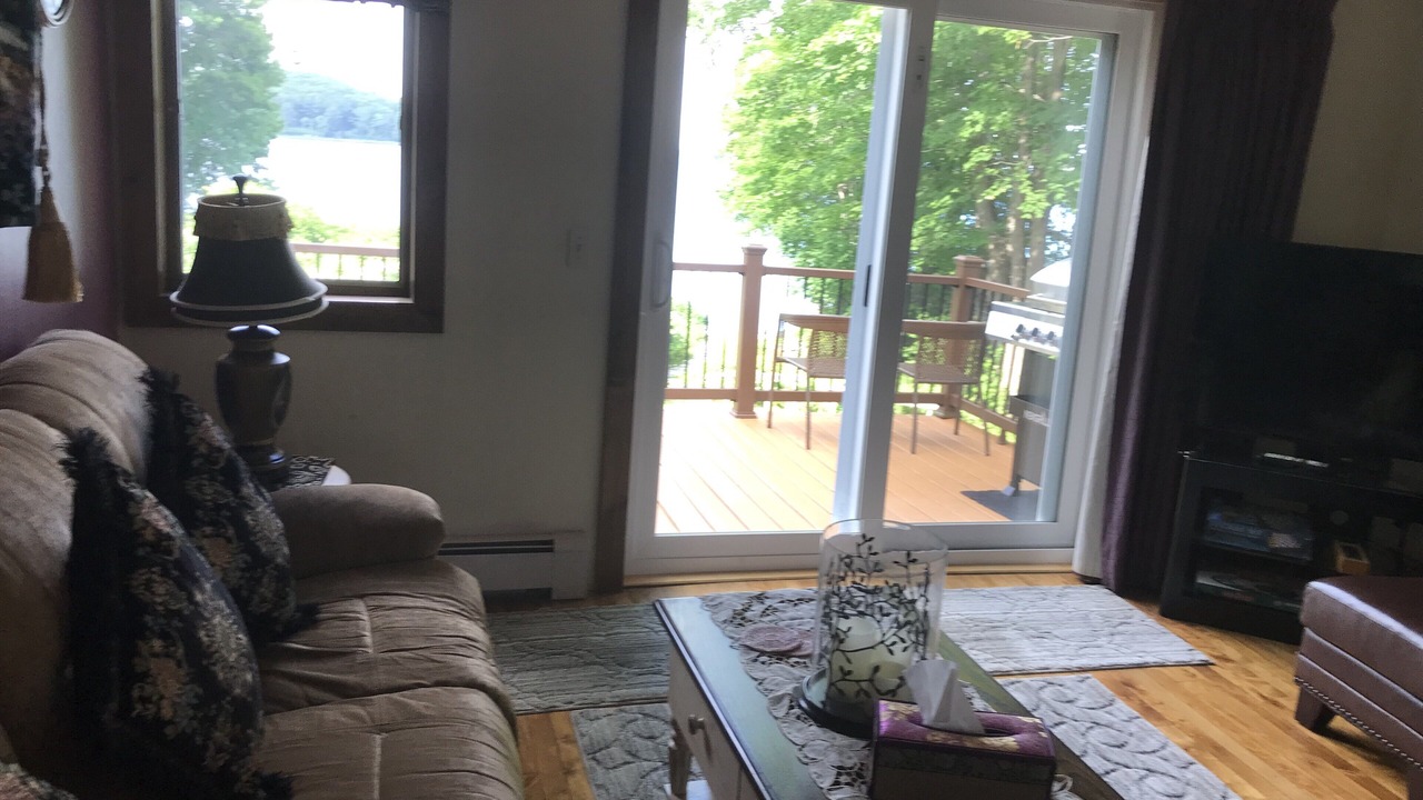 Photo of Bedroom in Glen Cove