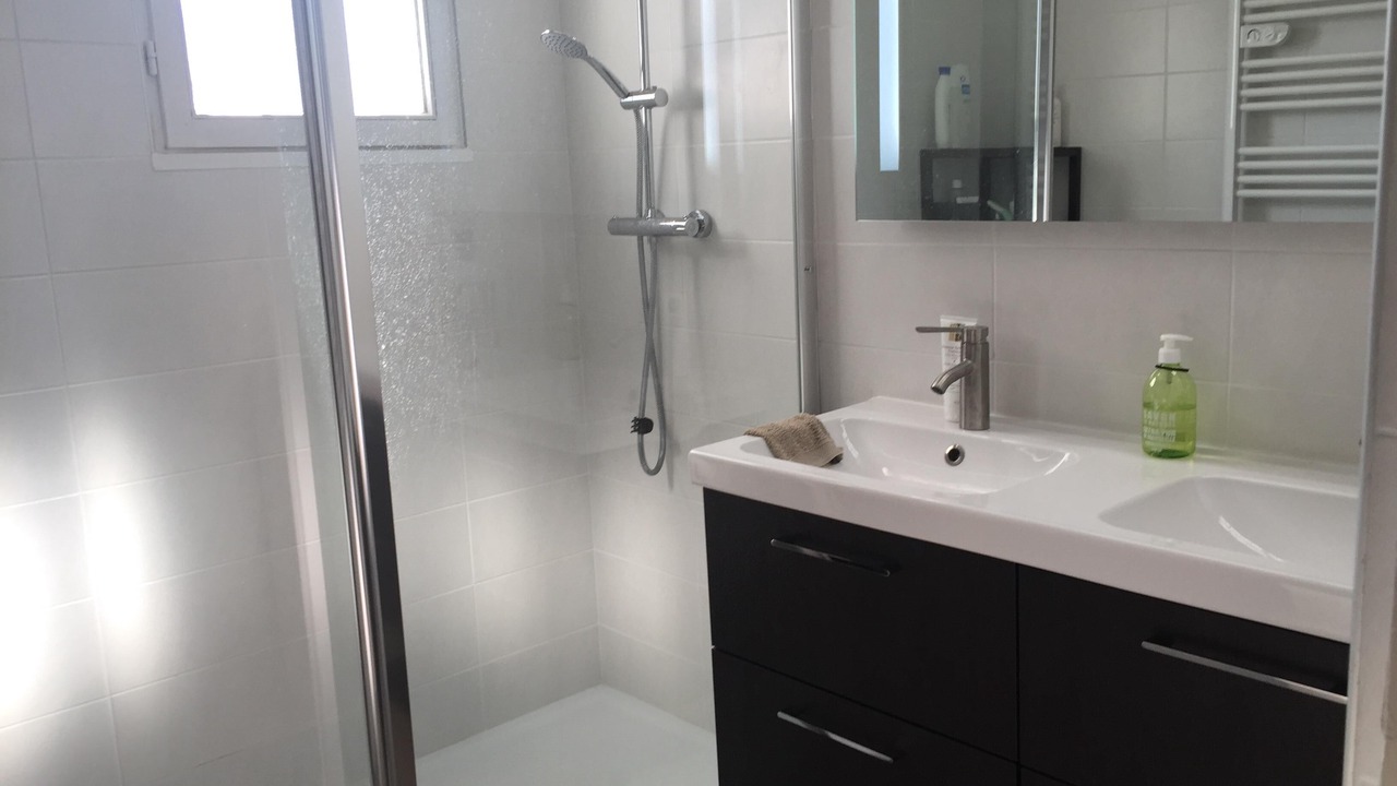 Photo of Bathroom in Carnon-Plage