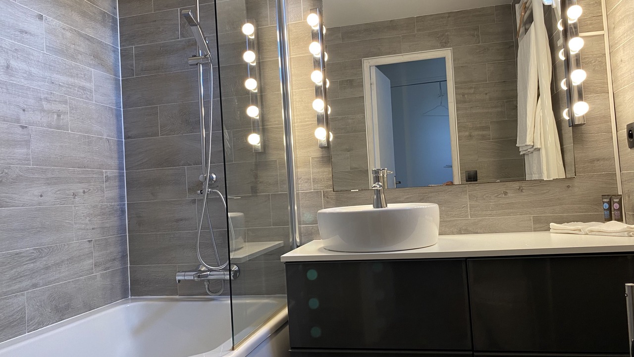 Photo of Bathroom in Carnon-Plage