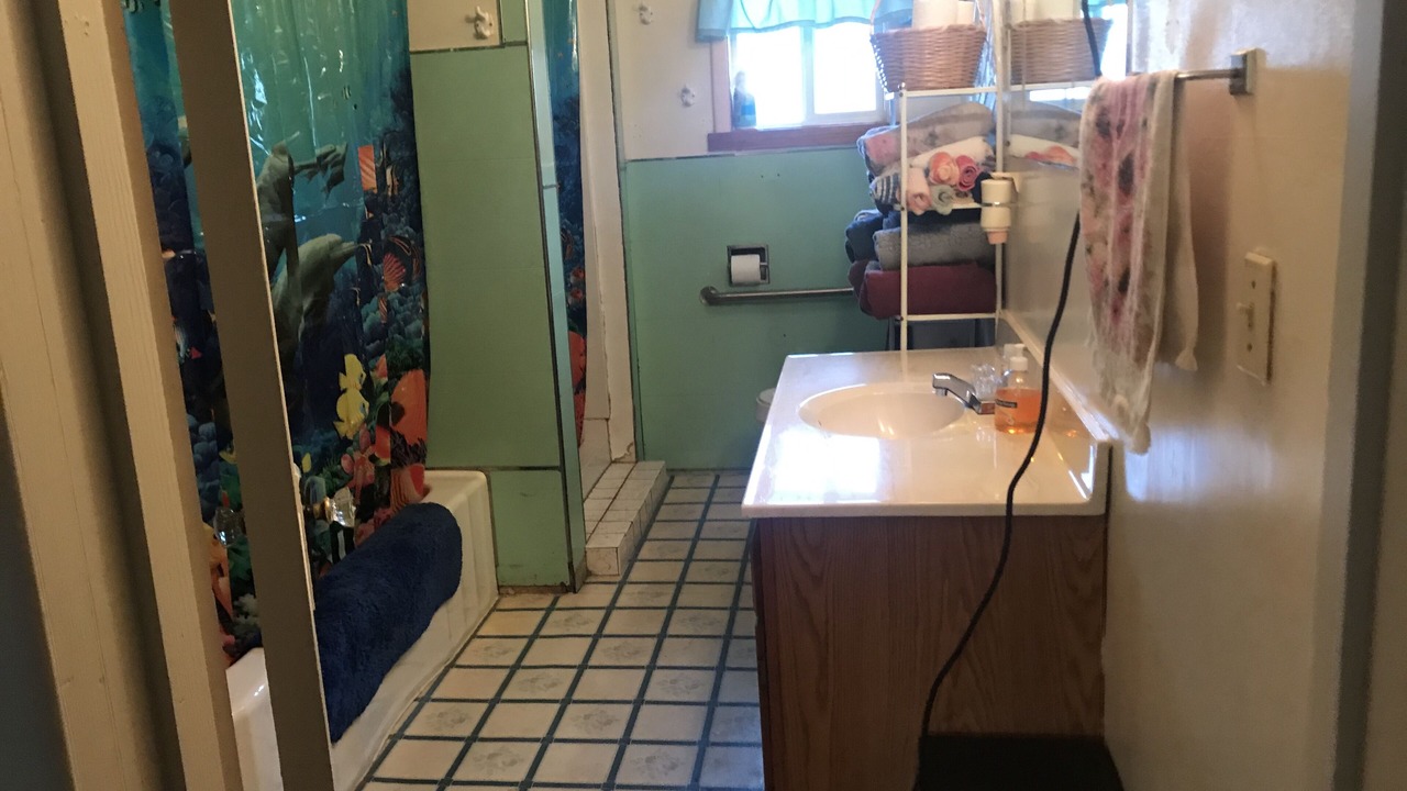 Photo of Bathroom in Ione