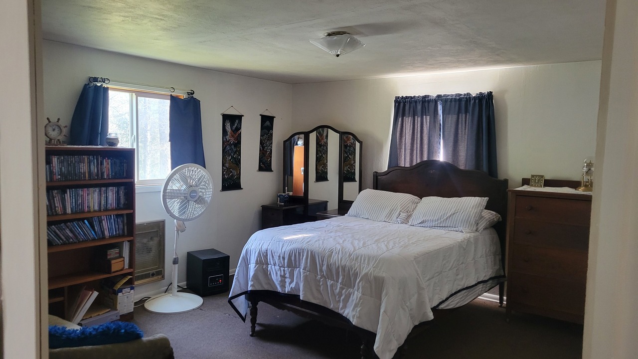 Photo of Bedroom in Ione