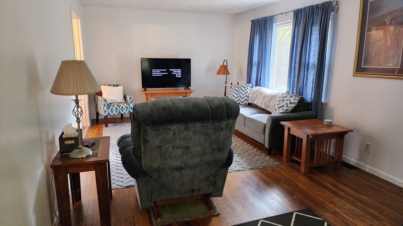 Photo of Livingroom in Sharonville