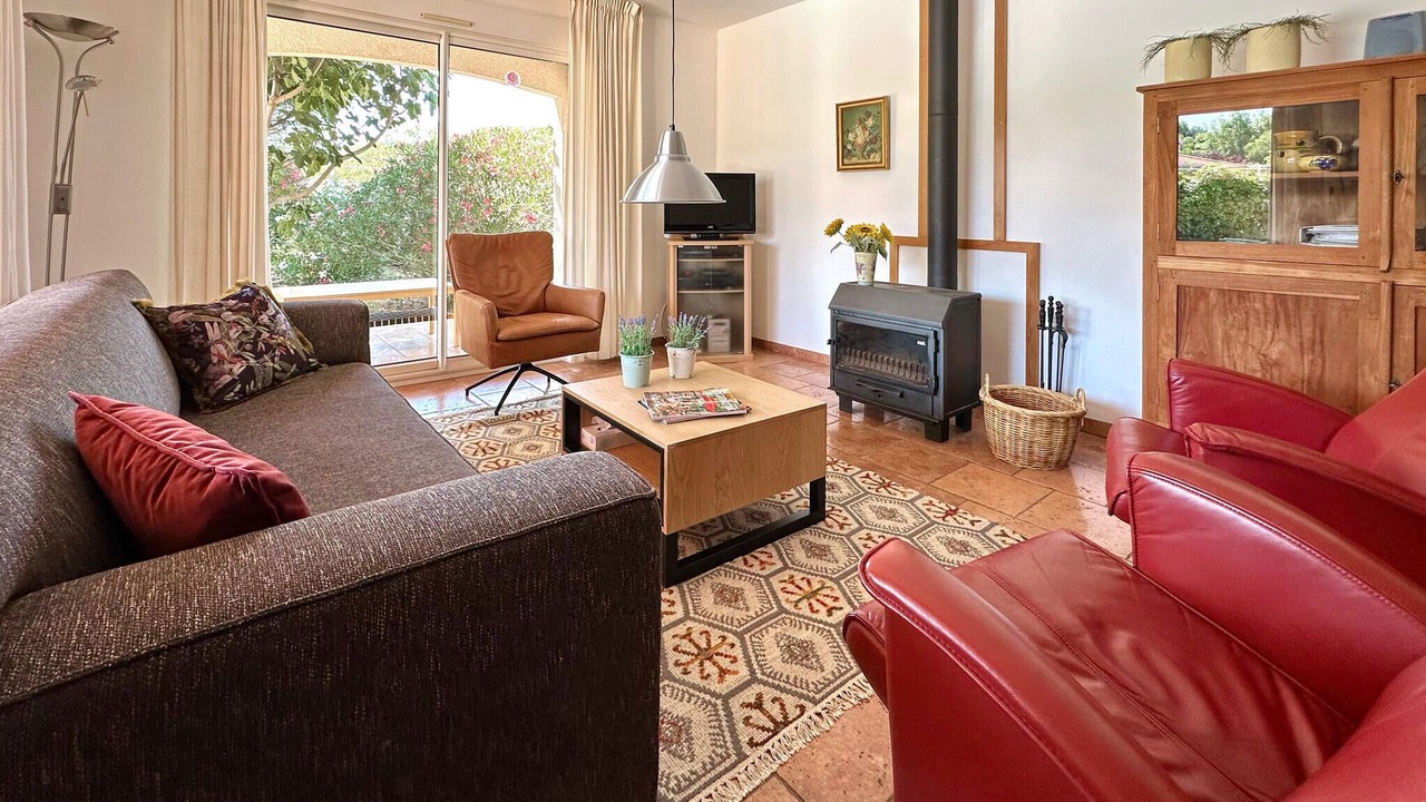 Photo of Bedroom in Prades-sur-Vernazobre