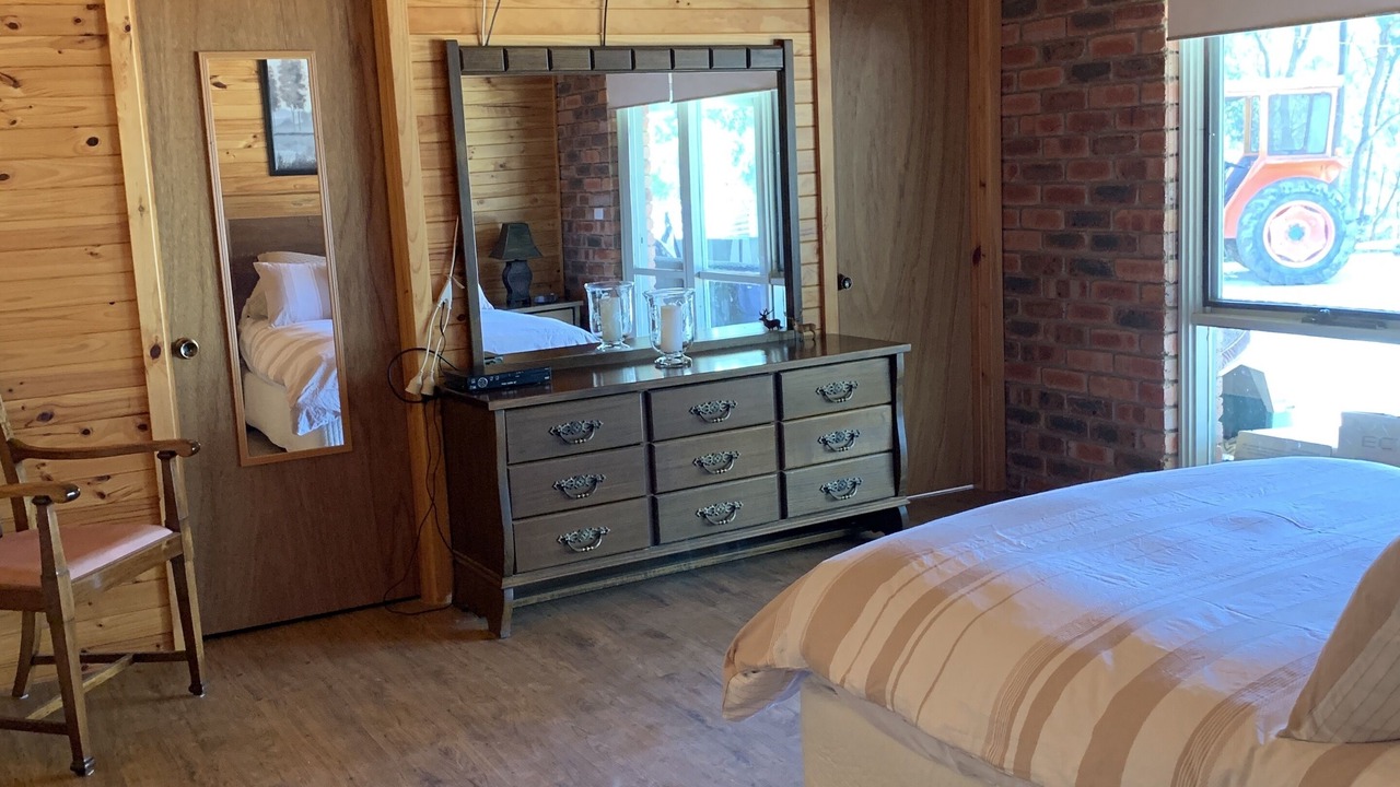 Photo of Bedroom in Taylor Bay