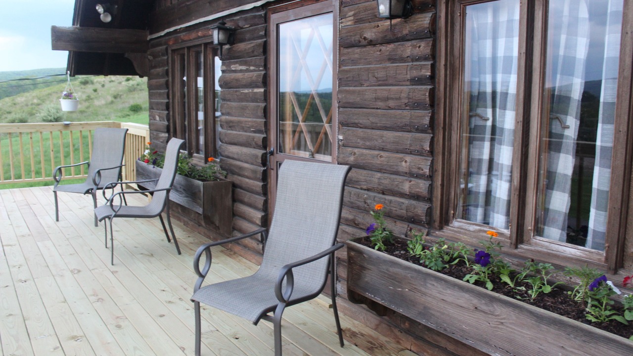 Photo of Patio Balcony in Sybertsville