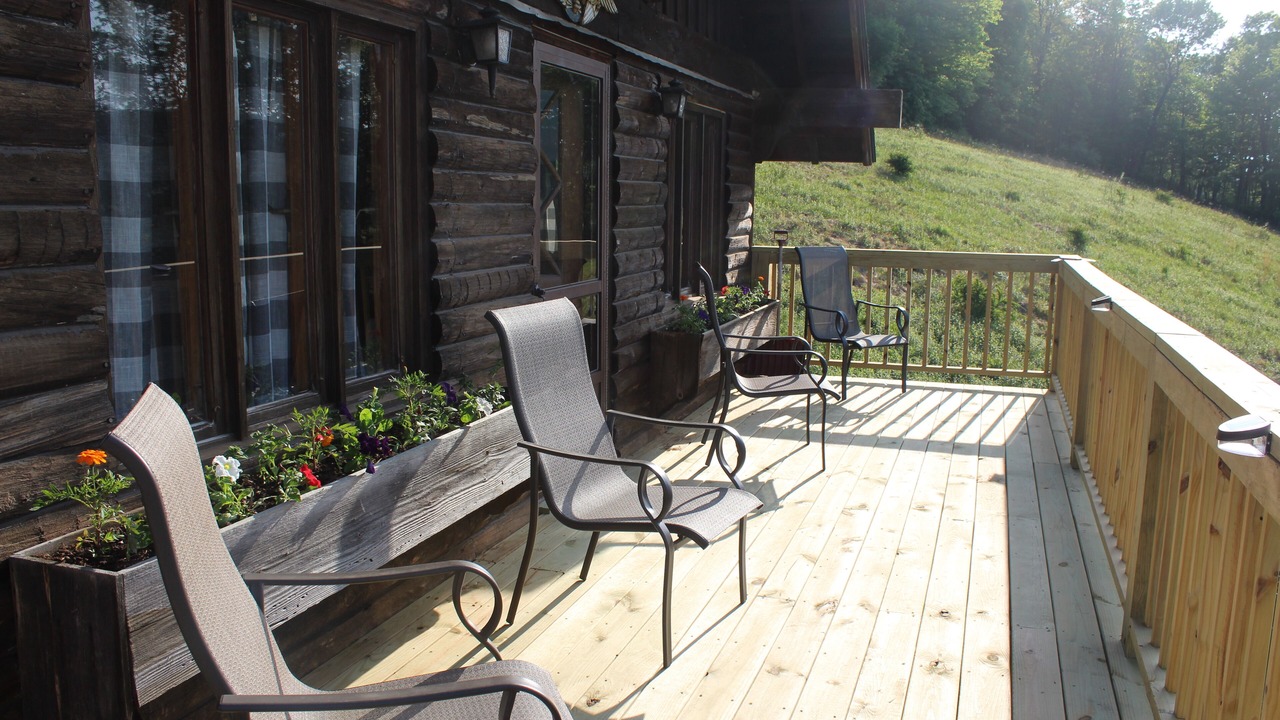 Photo of Patio Balcony in Sybertsville