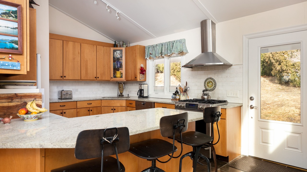 Photo of Kitchen in Wakefield-Peacedale