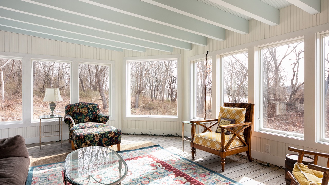 Photo of Livingroom in Wakefield-Peacedale