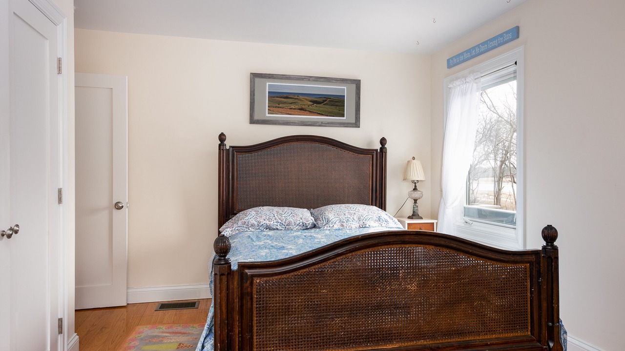 Photo of Bedroom in Wakefield-Peacedale