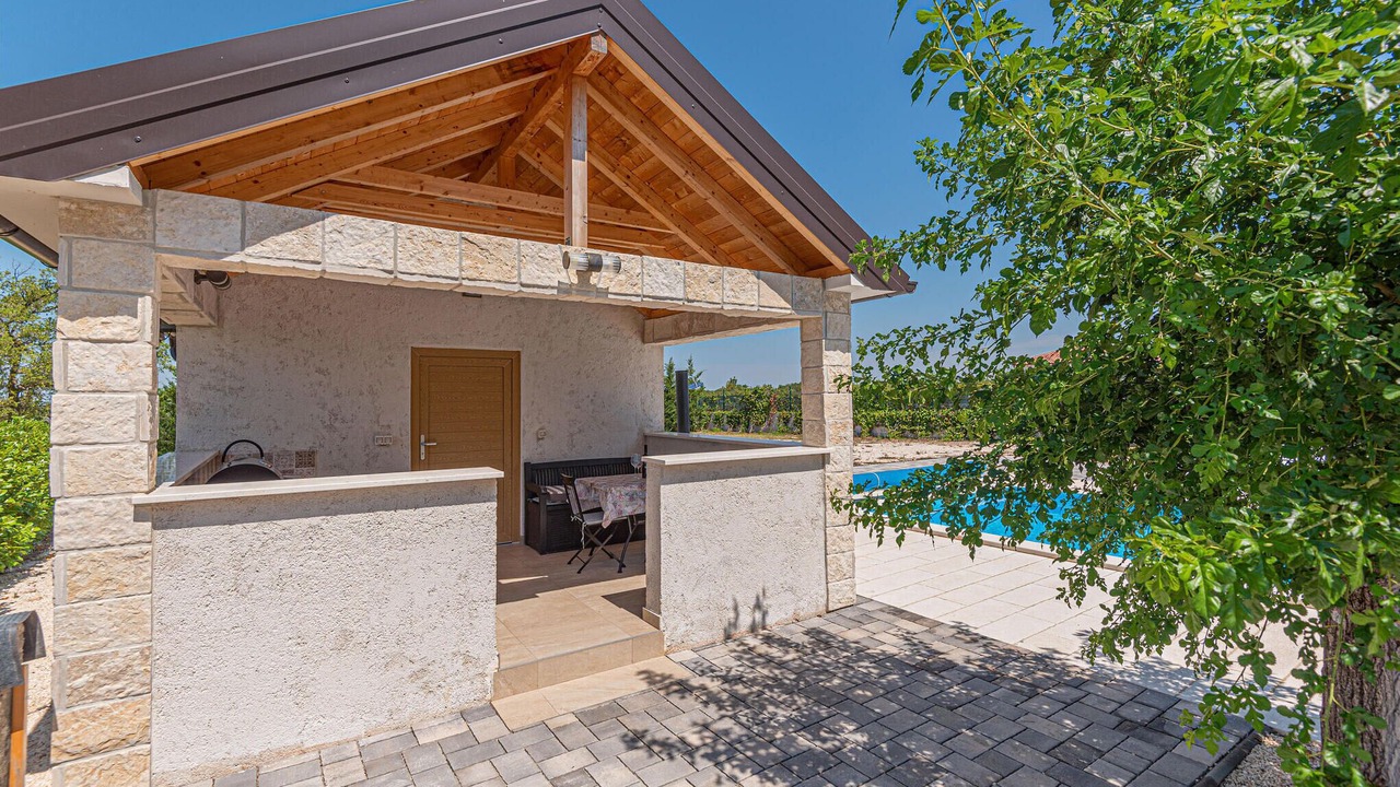 Photo of Outdoor in Drnis