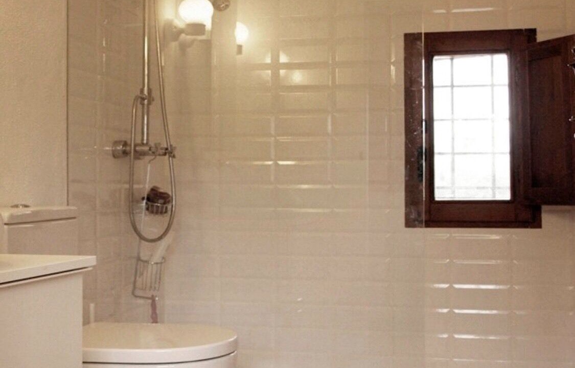 Photo of Bathroom in Les Useres