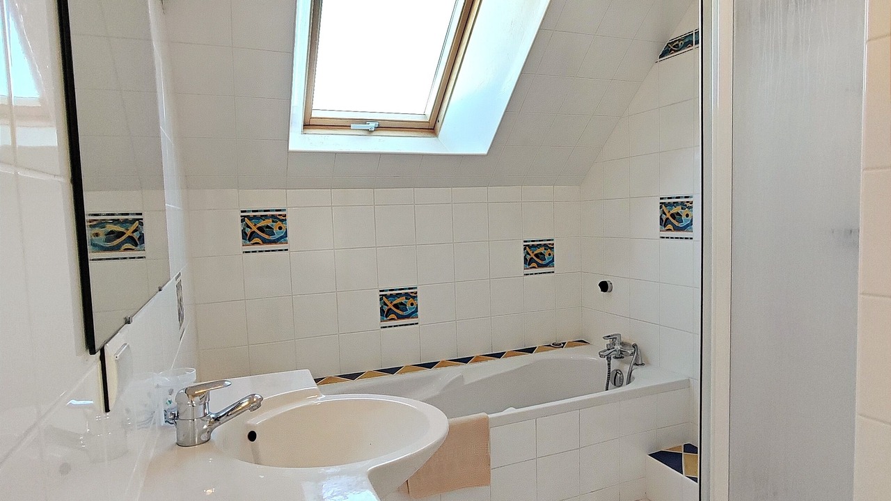 Photo of Bathroom in Ouistreham