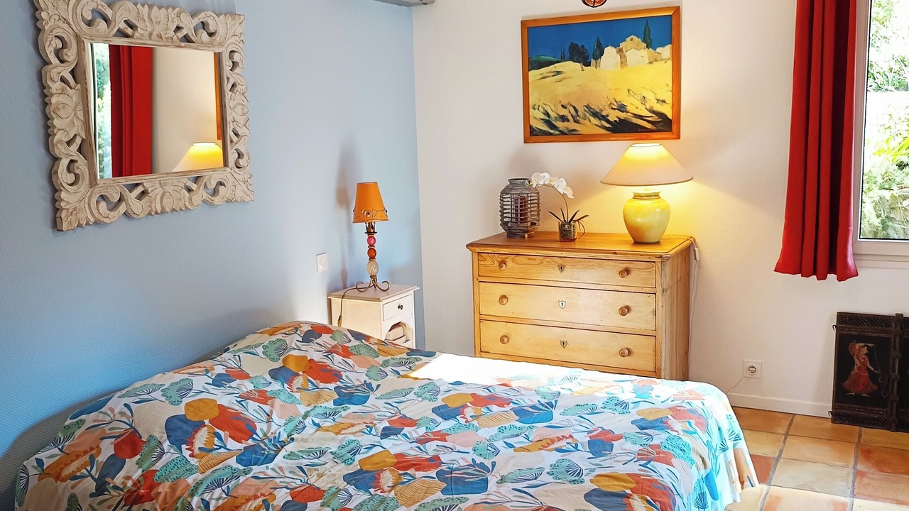 Photo of Bedroom in Pujaut