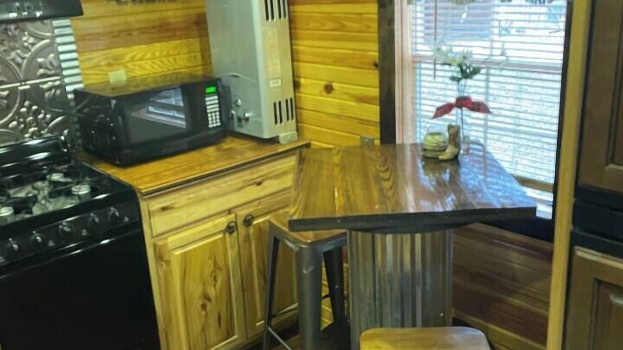 Photo of Kitchen in Eminence