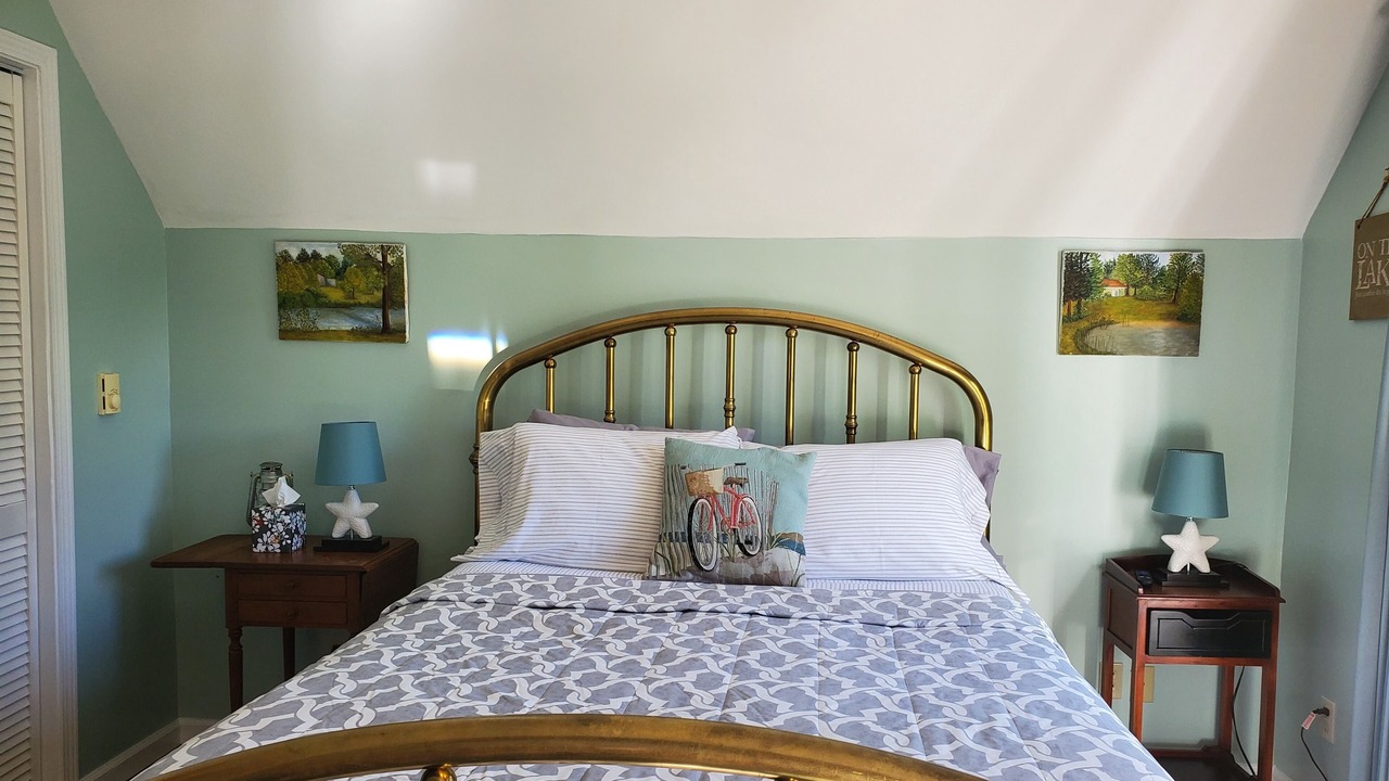 Photo of Bedroom in Three Mile Bay