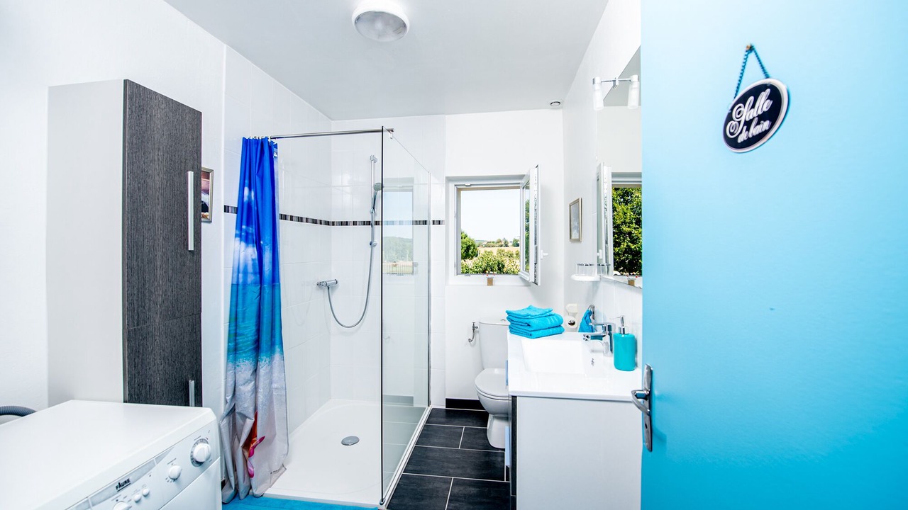 Photo of Bathroom in Beaugas