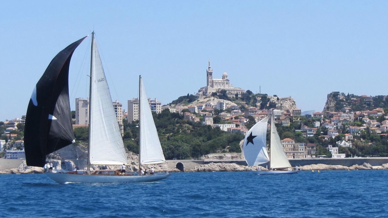 Photo of Others in Roucas-Blanc