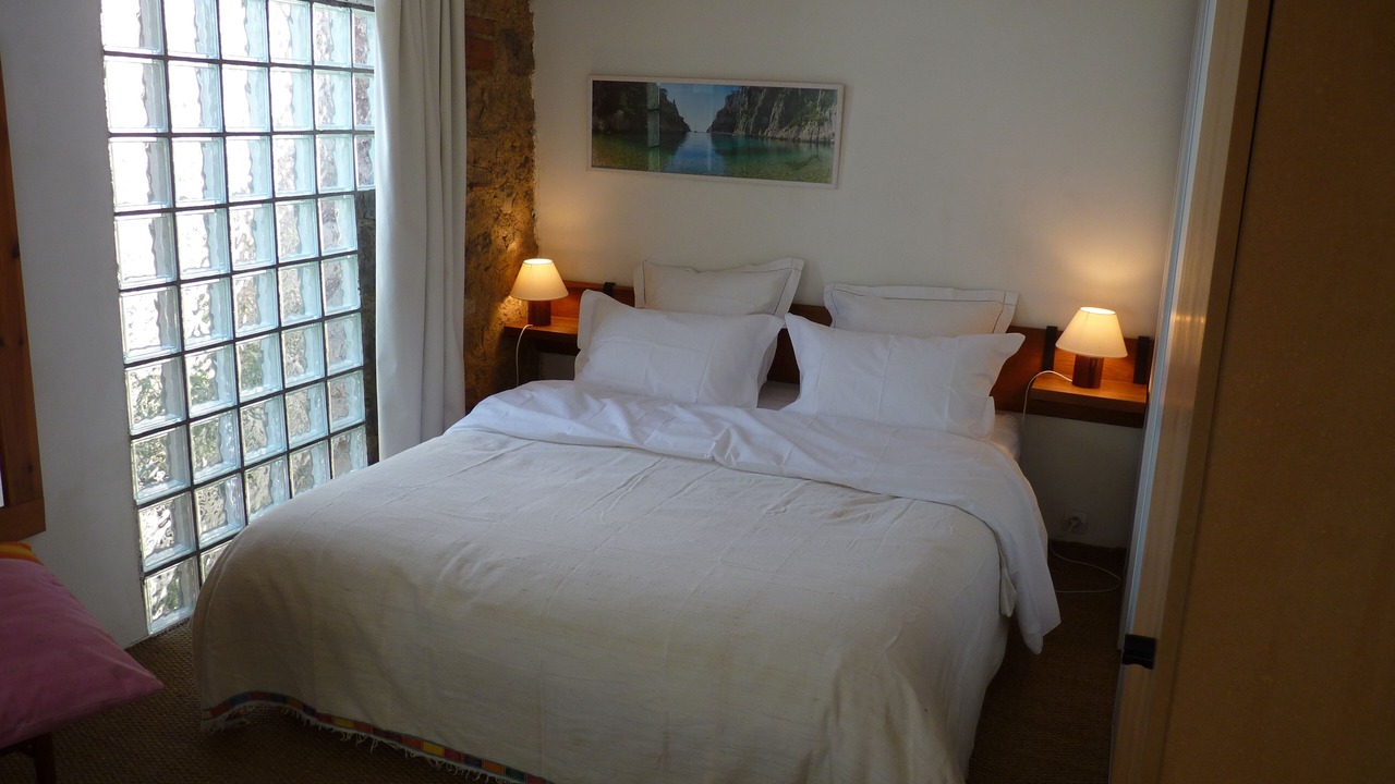 Photo of Bedroom in Roucas-Blanc