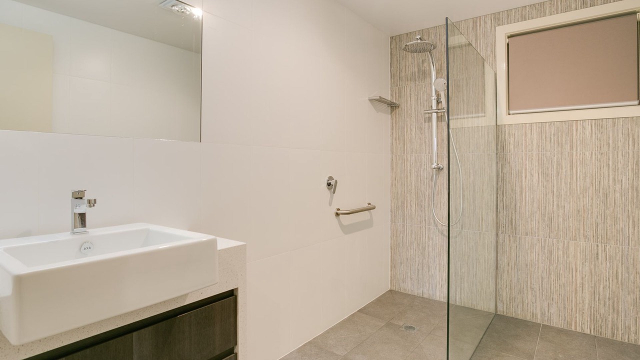 Photo of Bathroom in Ventnor