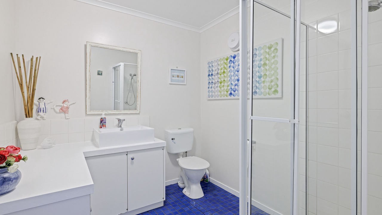 Photo of Bathroom in Ventnor