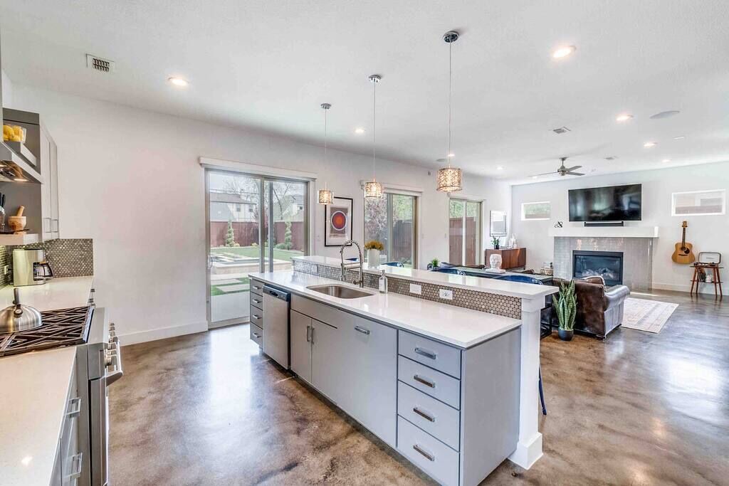 Photo of Kitchen in Lower Greenville
