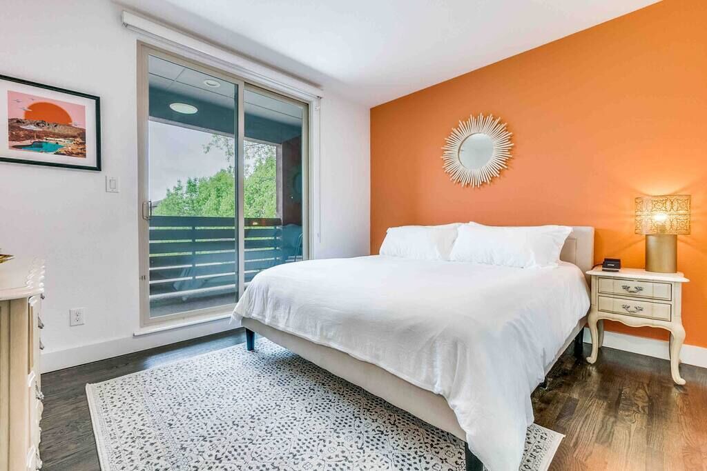 Photo of Bedroom in Lower Greenville