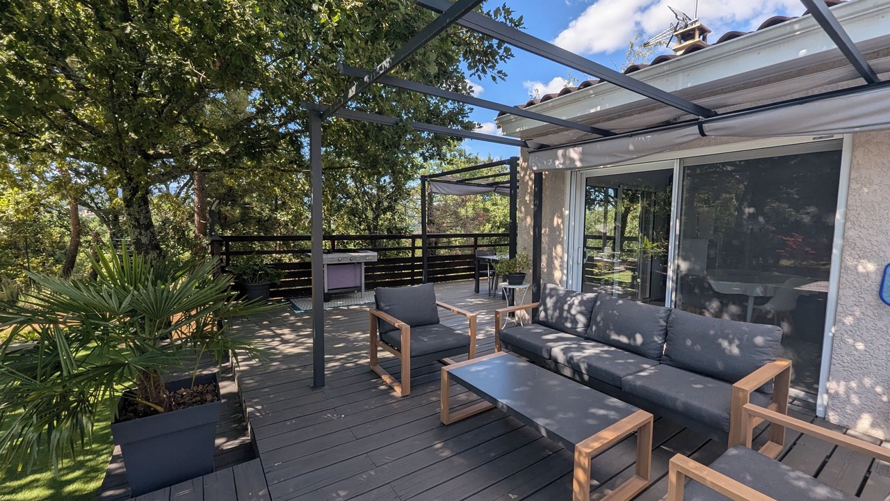 Photo of Patio Balcony in Joyeuse