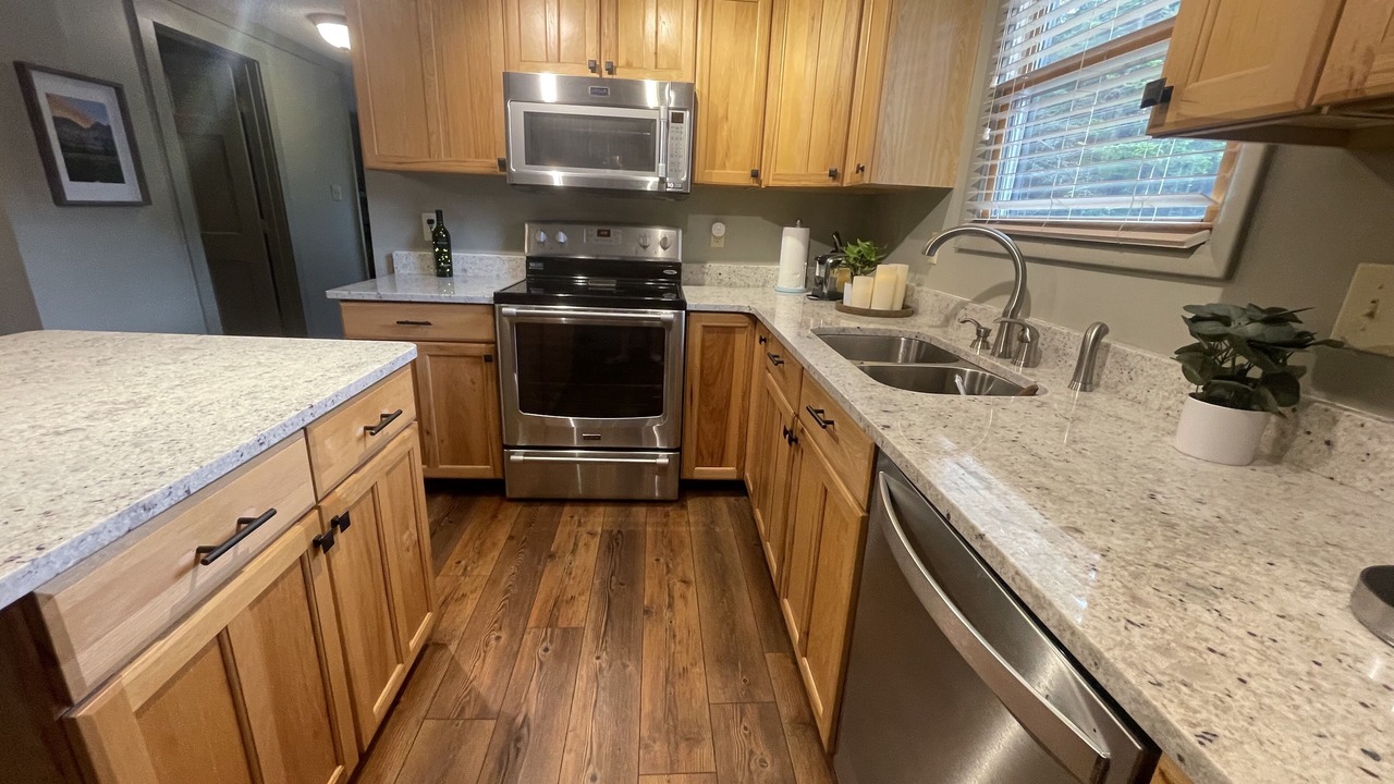 Photo of Others in Edray