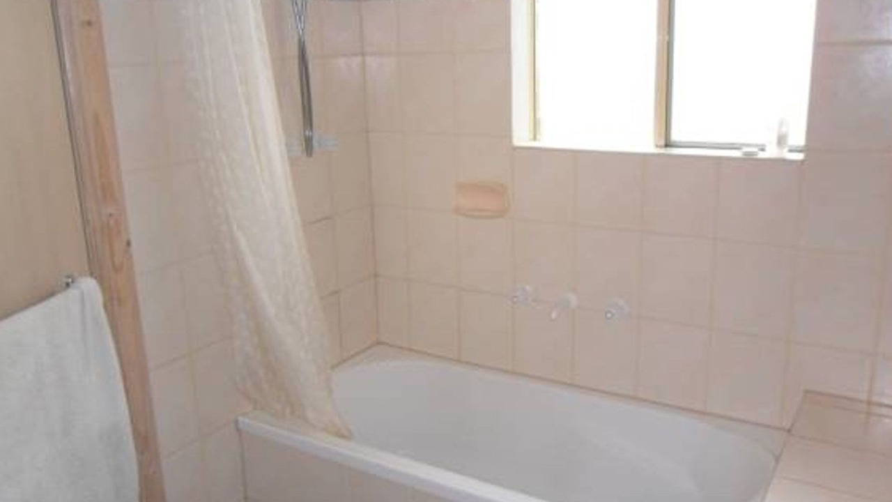 Photo of Bathroom in Ventnor