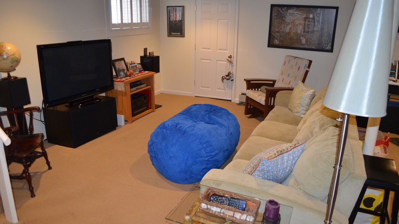 Photo of Livingroom in Cherokee Triangle