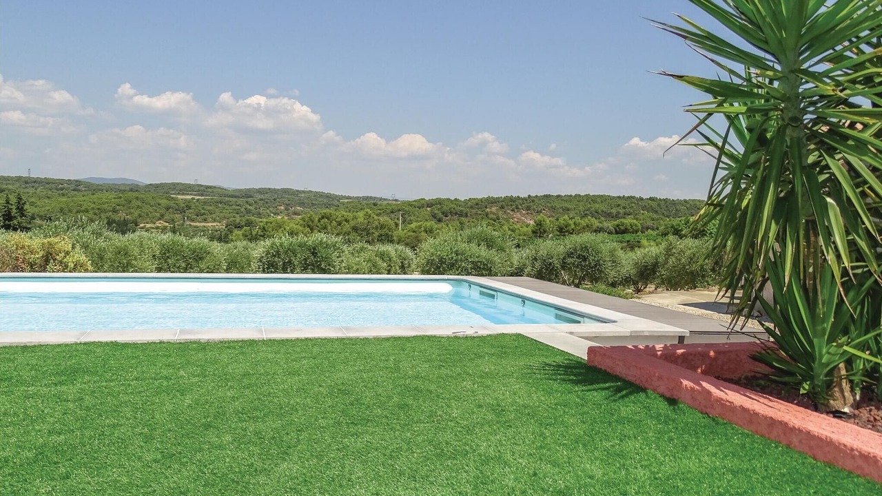 Photo of Bedroom in Quarante