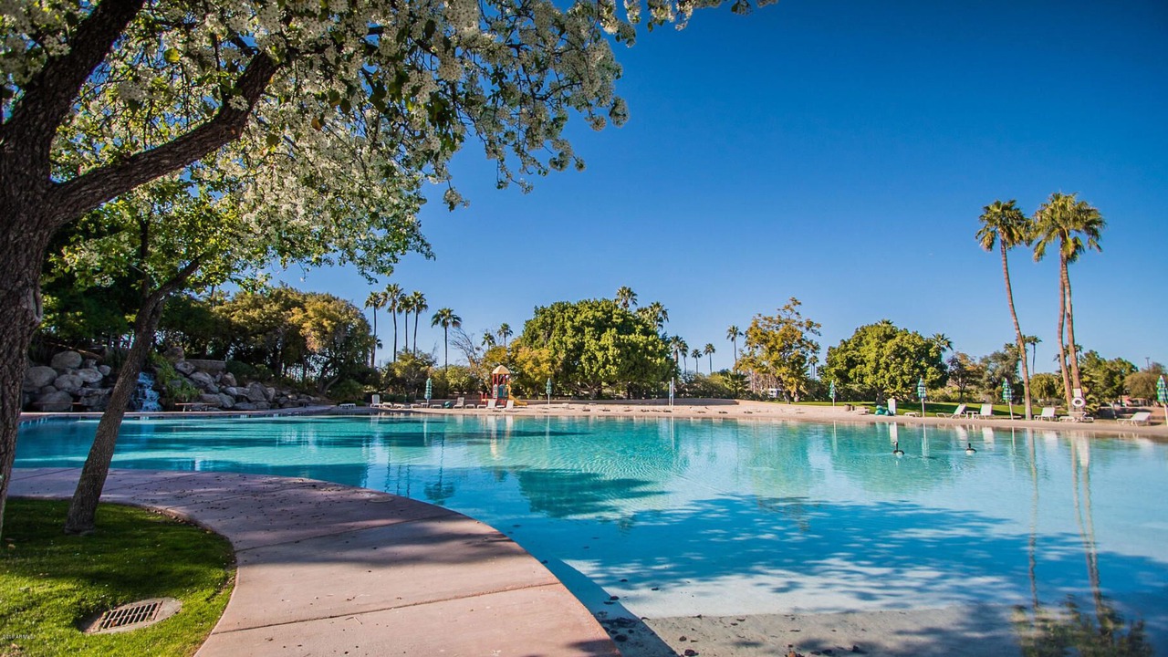 Photo of Outdoor in Val Vista Lakes