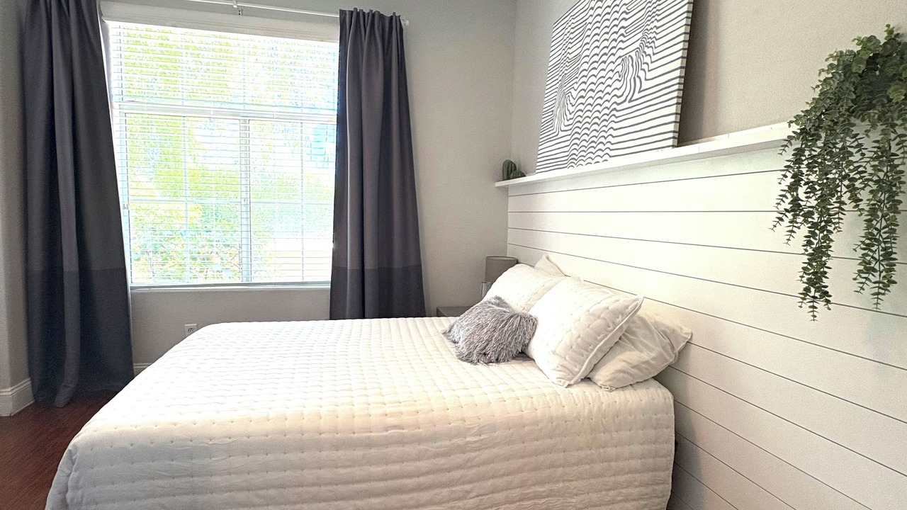 Photo of Bedroom in Val Vista Lakes