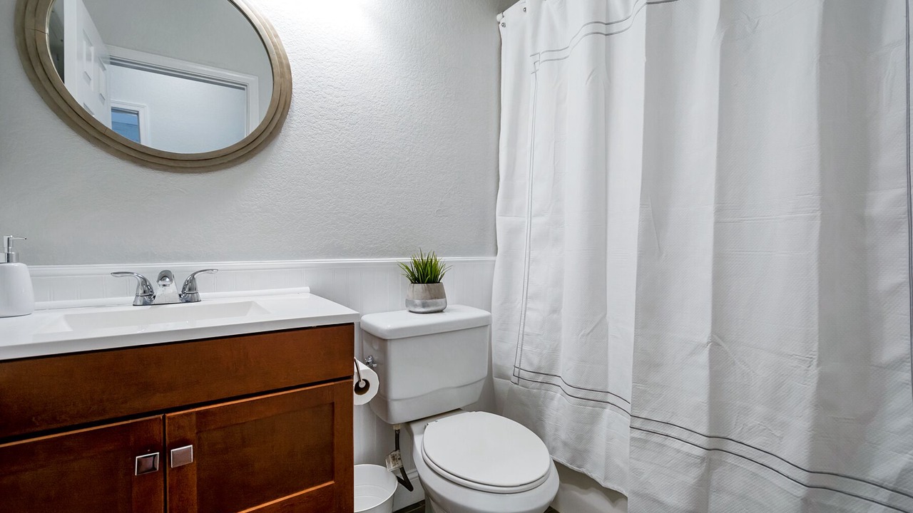 Photo of Bathroom in Val Vista Lakes