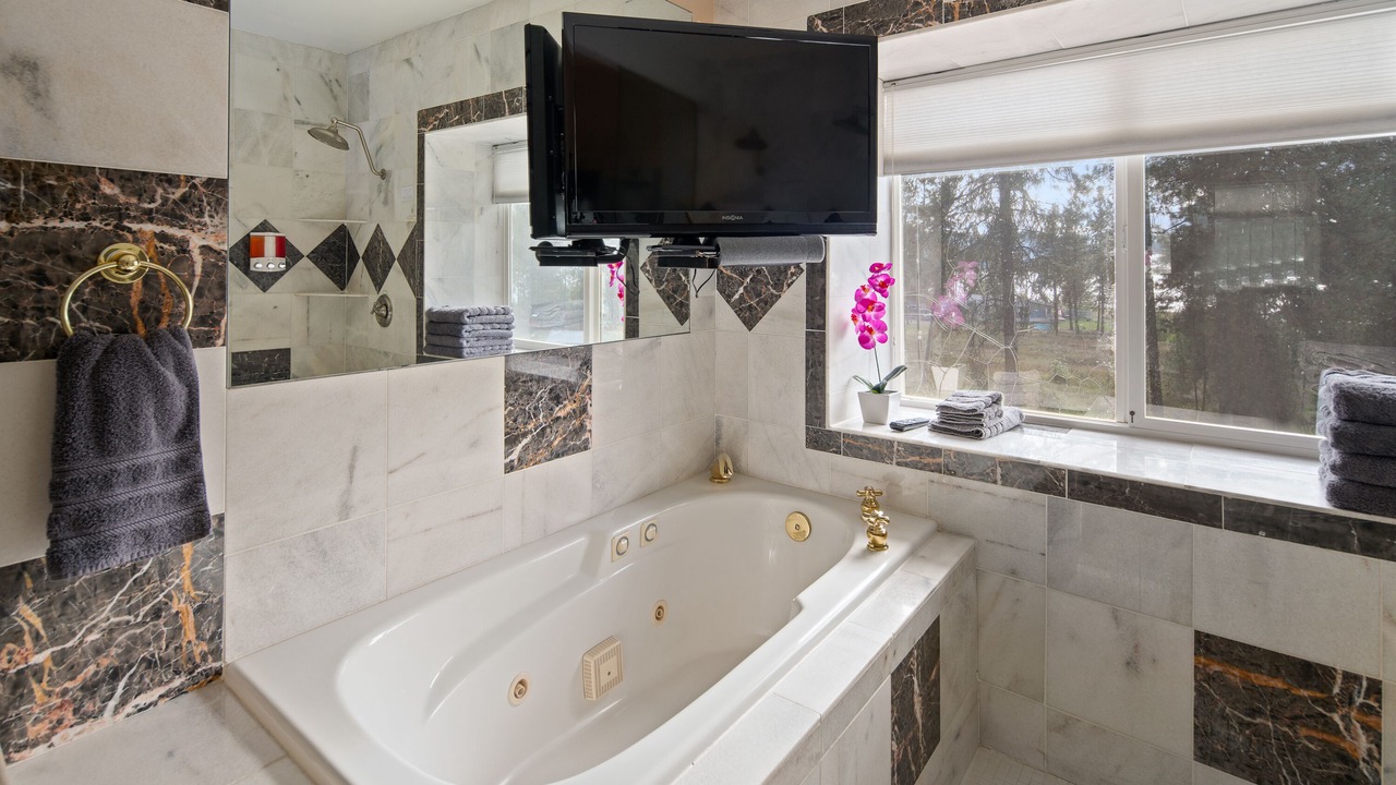 Photo of Bathroom in Evans