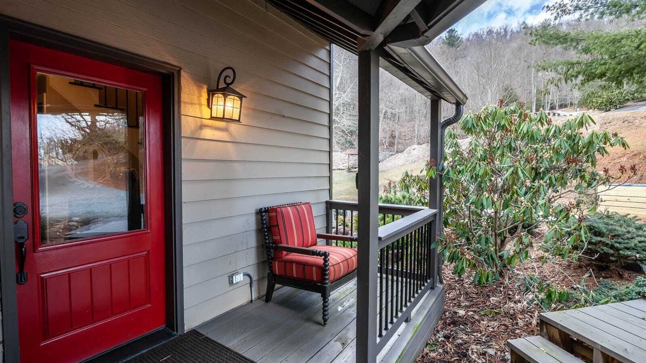 Photo of Others in Blowing Rock