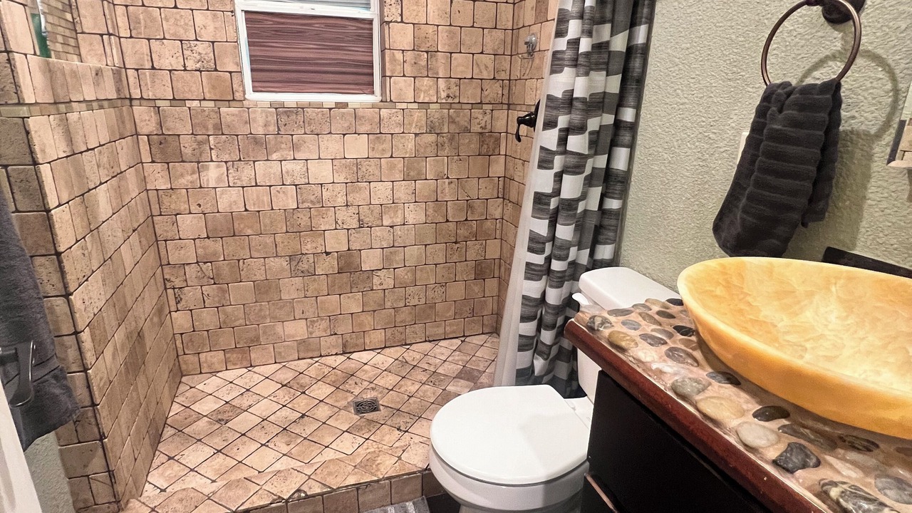 Photo of Bathroom in Oak Cliff