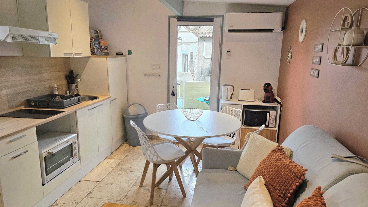 Photo of Livingroom in Caumont-sur-Durance