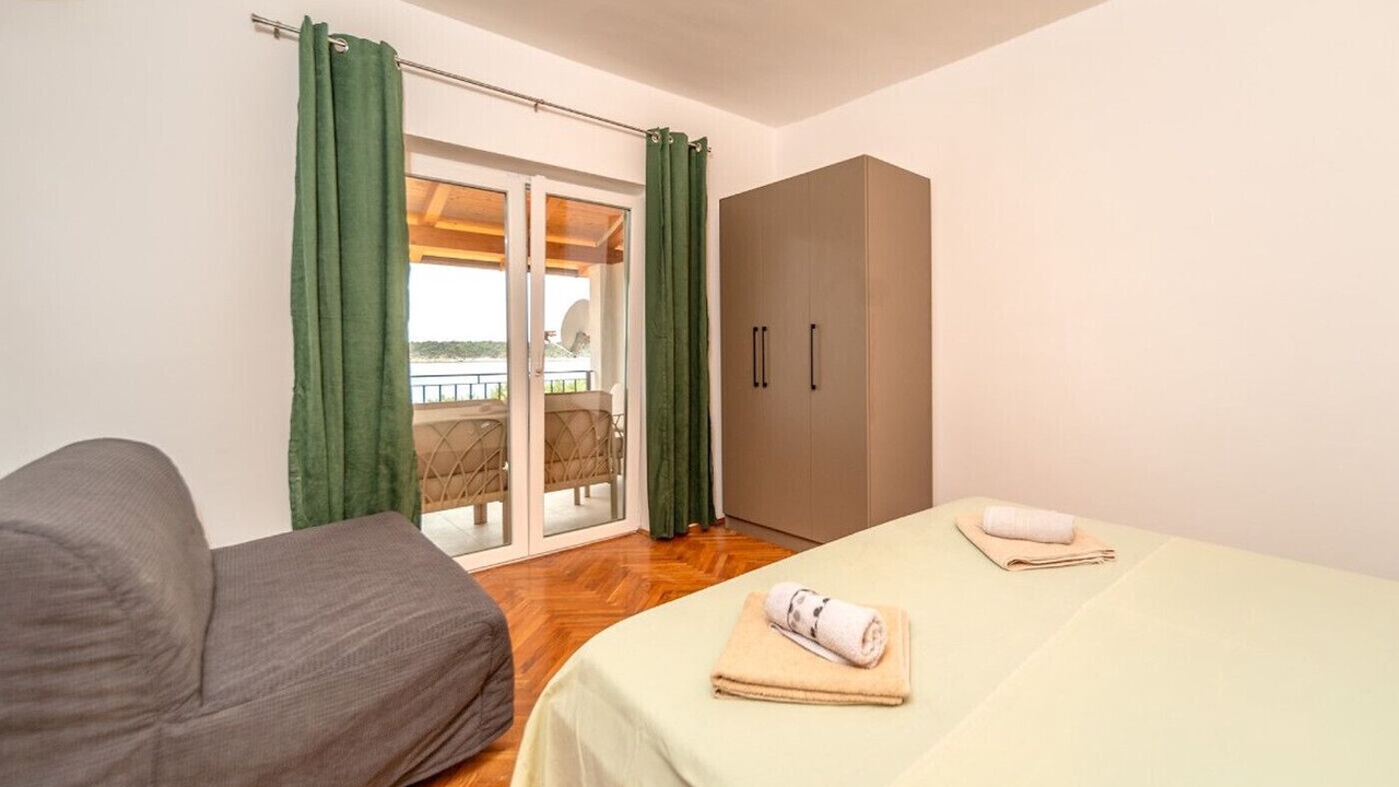 Photo of Bedroom in Barbat na Rabu