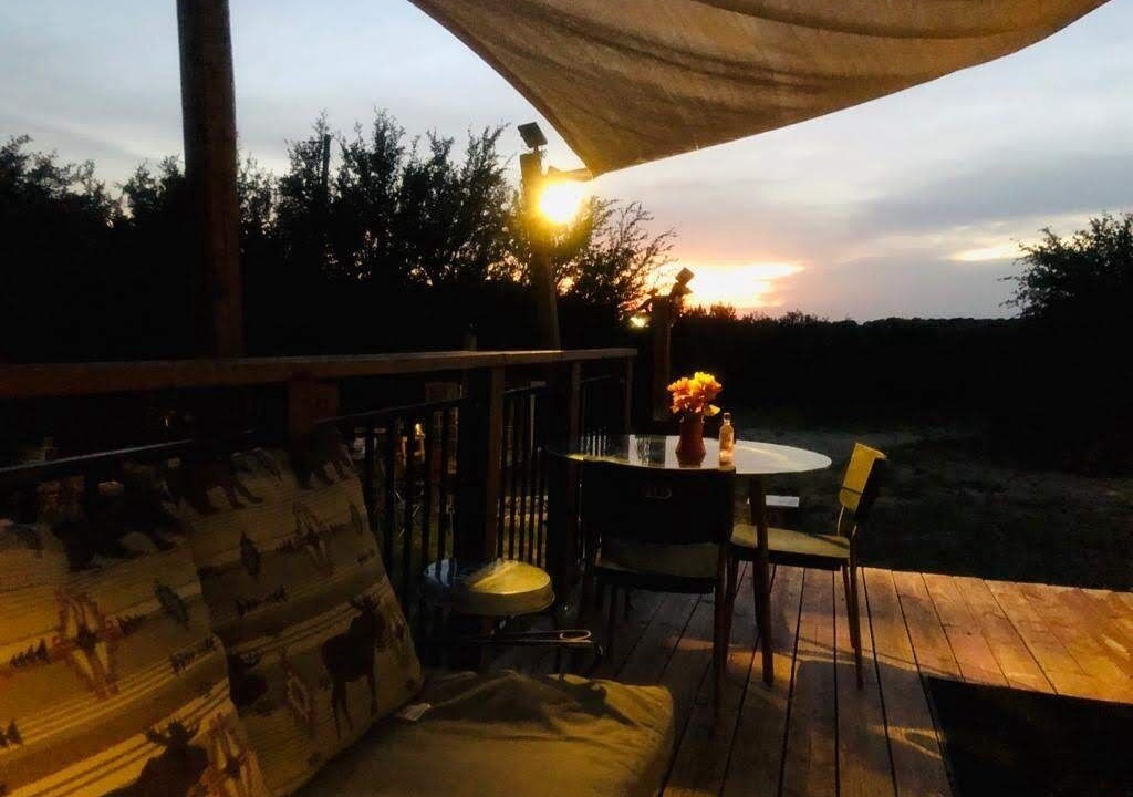 Photo of Outdoor in Oatmeal