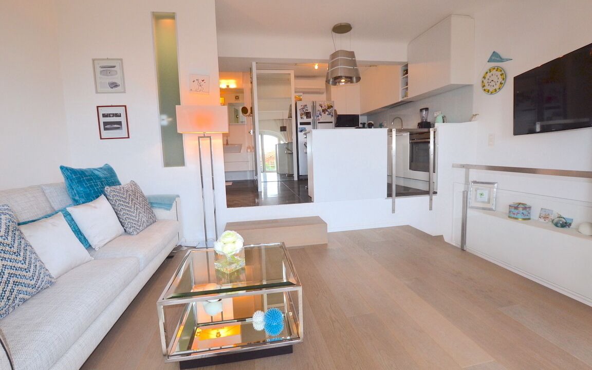 Photo of Livingroom in Beausoleil