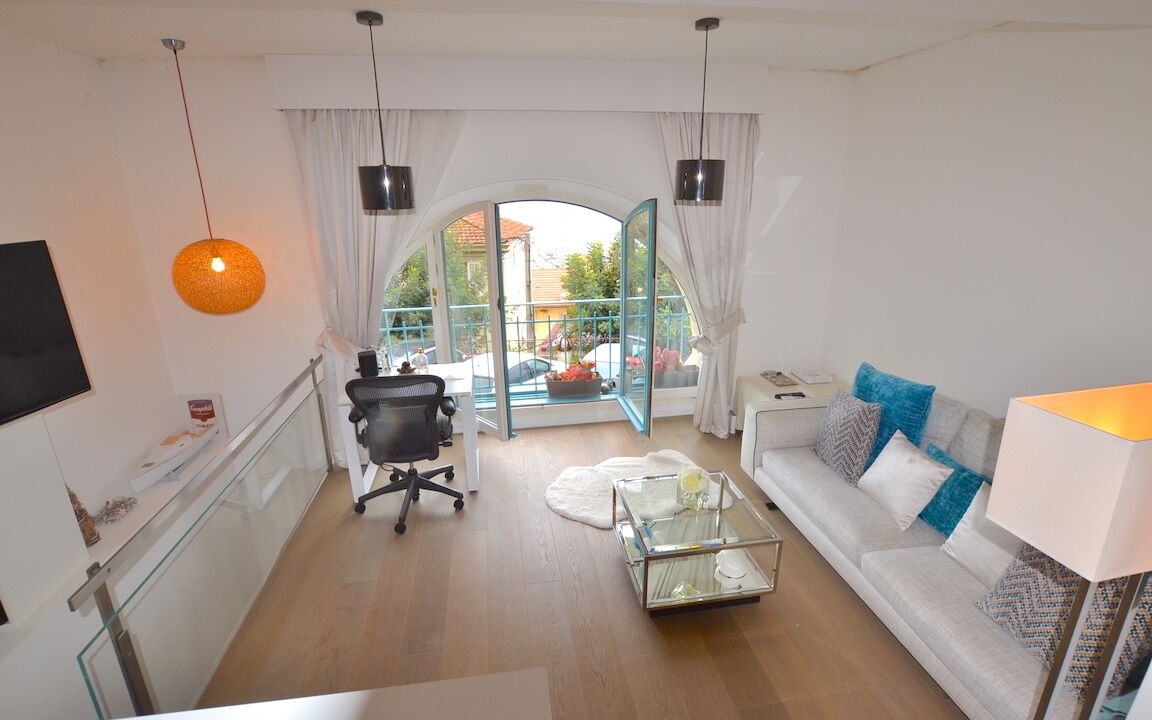 Photo of Livingroom in Beausoleil