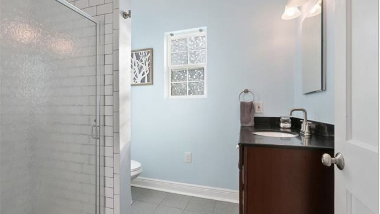 Photo of Bathroom in Freret