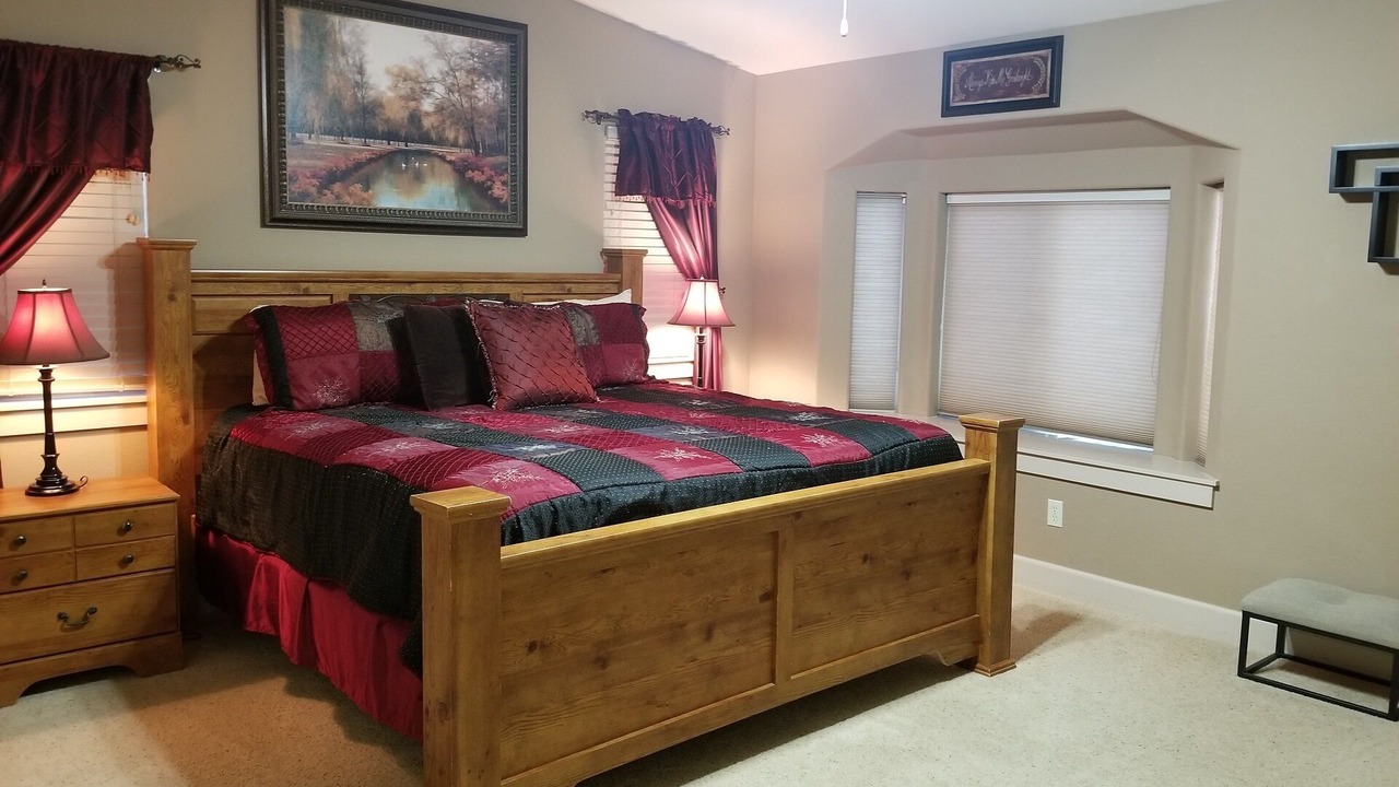 Photo of Bedroom in Roads End