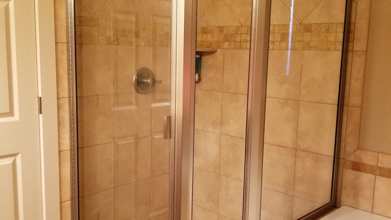 Photo of Bathroom in Roads End