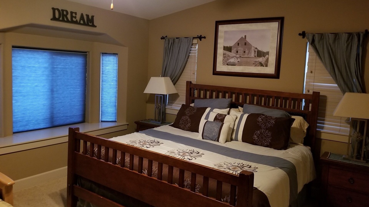 Photo of Bedroom in Roads End