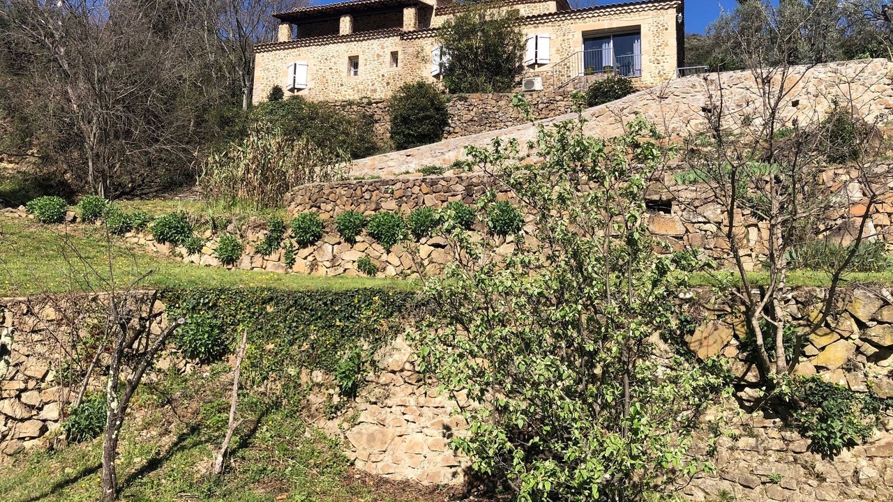 Photo of Outdoor in Saint-Jean-de-Valeriscle