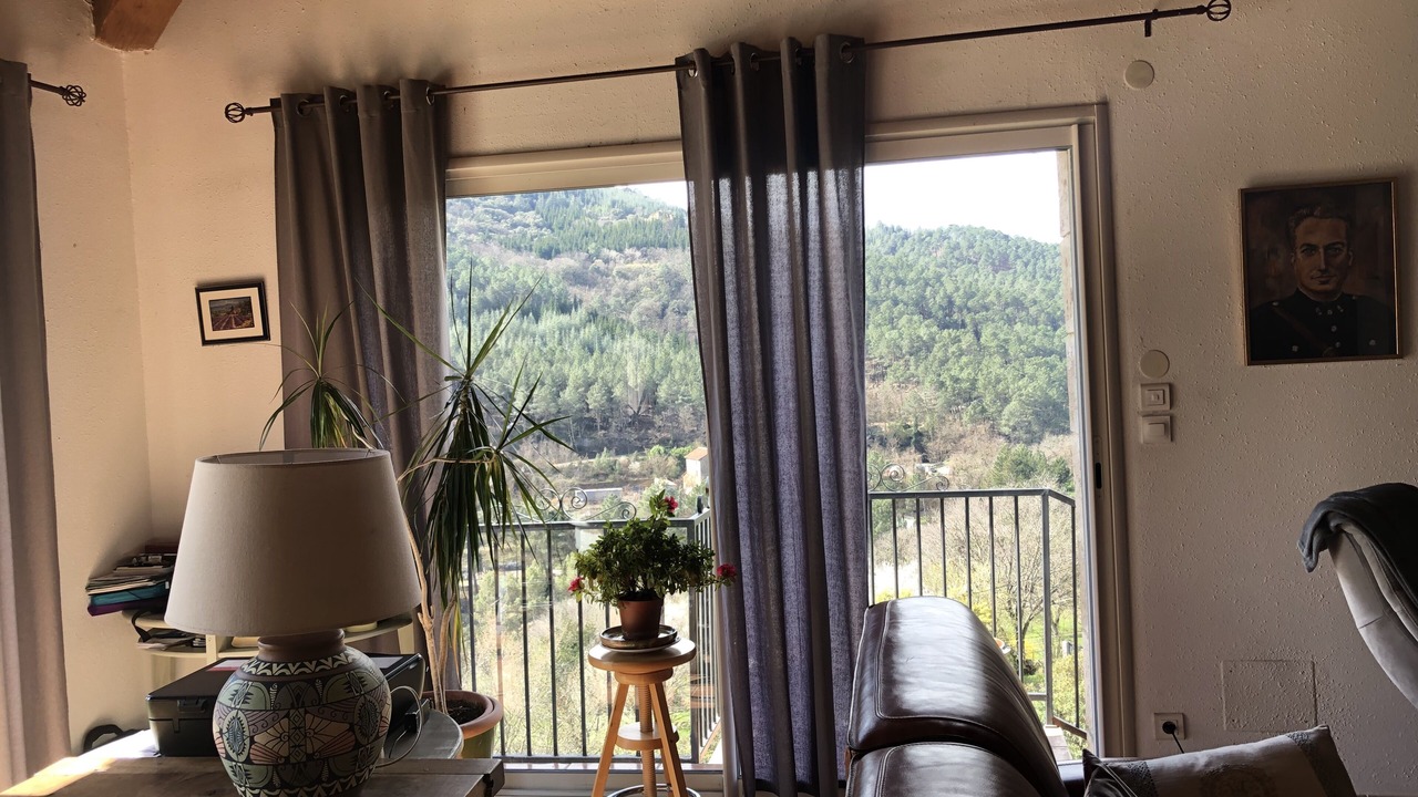 Photo of Livingroom in Saint-Jean-de-Valeriscle