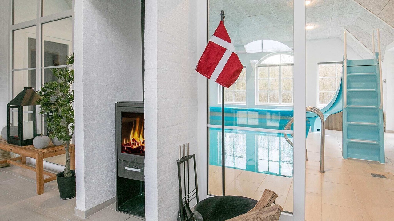 Photo of Others in Øby