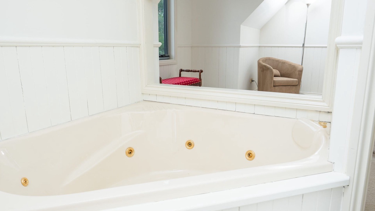 Photo of Bathroom in Marysville